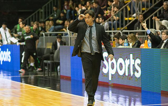 Atenas presenta a Casal�nguida