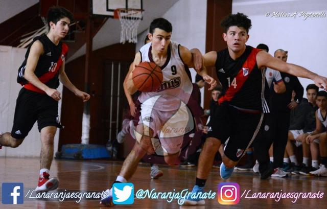 Lanus s�lido en menores