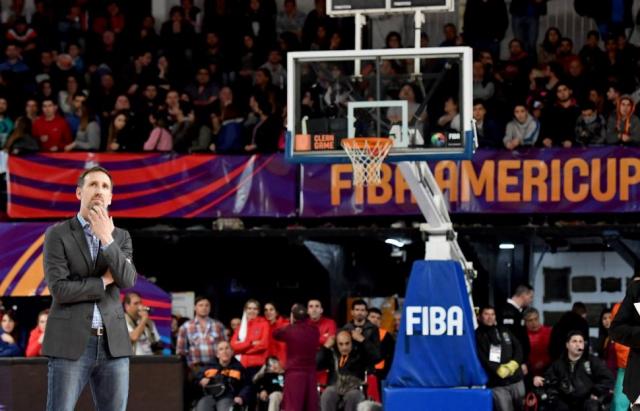 Noche de b�squet en la ciudad