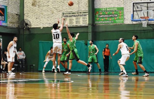 Derqui imparable, Bigu� salt� a la punta