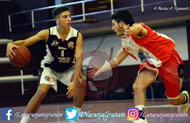 Lanus sonr�e en el Federal y menores