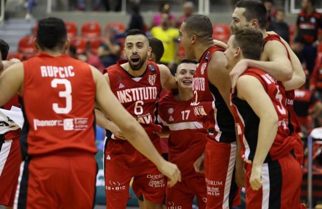 Un paso �glorioso�