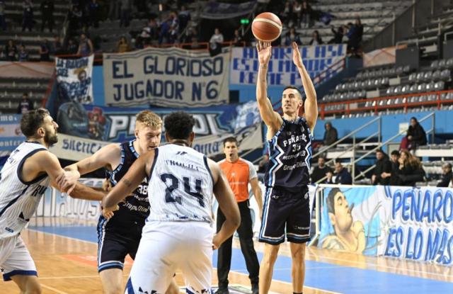 Se despidi� con sonrisa