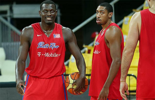 Ram�n Clemente llega a Obras