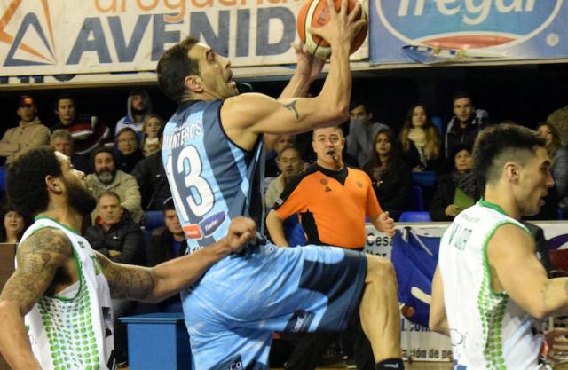 Quinteros: �El equipo nunca renunci�