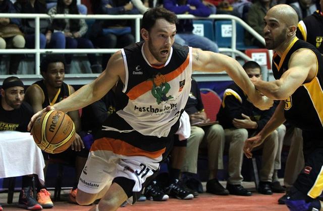 Bauru arranc� con todo