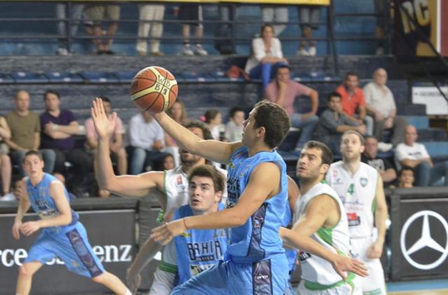 Buena victoria de Bah�a Basket sobre Estudiantes