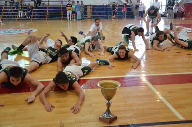 El U17 se visti� de verde