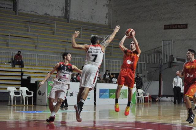 La Metro con dos l�deres