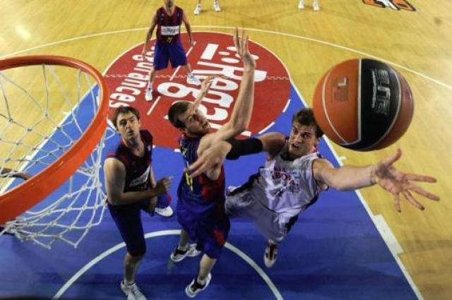 El Caja Laboral sorprendi� y se qued� con el primero