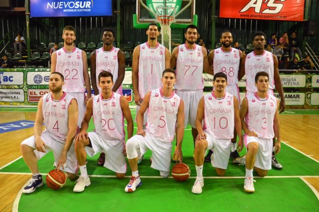 Camiseta que debuta gana