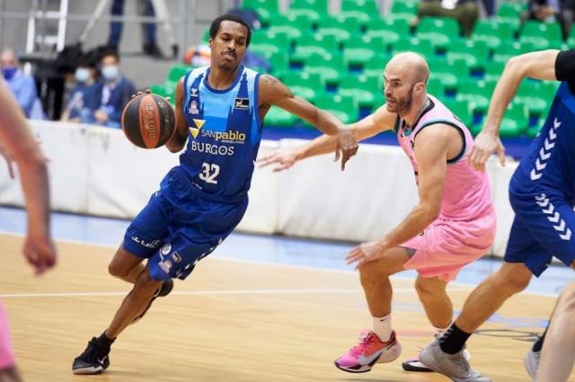 Triple alegr�a dominguera