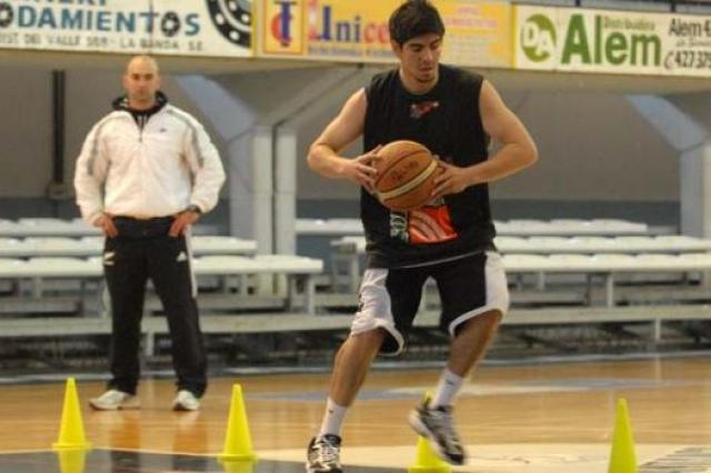 Jonatan Machuca empez� a moverse