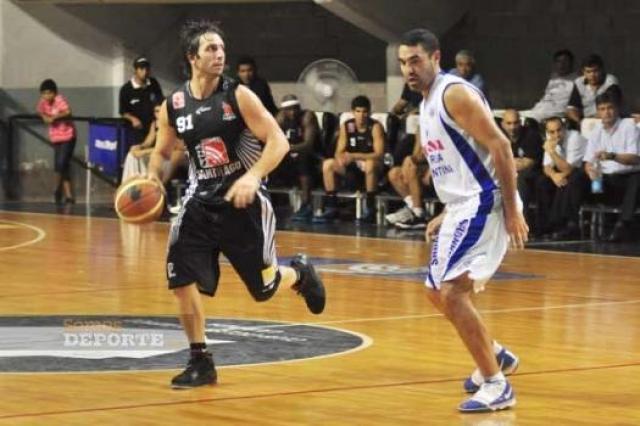 Regatas hizo naufragar a Ol�mpico