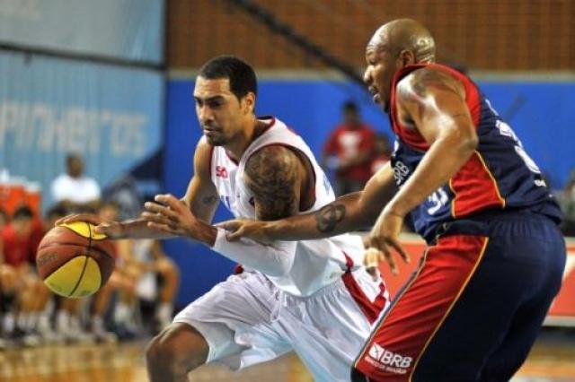 Pinheiros/SKY perdi� m�s que un partido