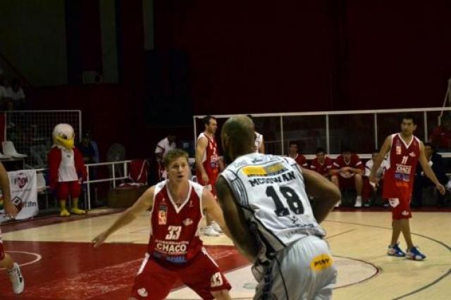 Ol�mpico aprovech� todo y cerr� con victoria