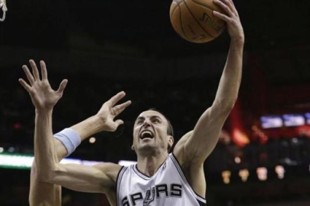 Gin�bili se lesion� en la victoria de los Spurs
