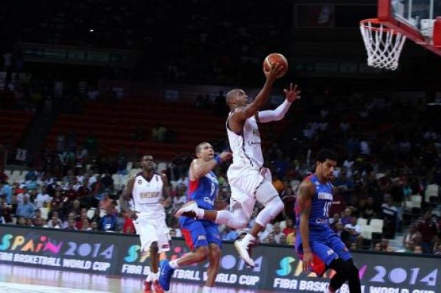 Venezuela venci� a Dominicana y desat� su propia fiesta