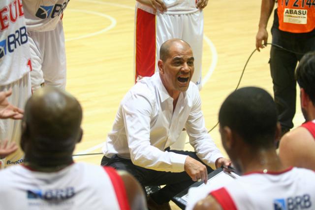 Uniceub derrot� a Aguada y jugar� con Boca