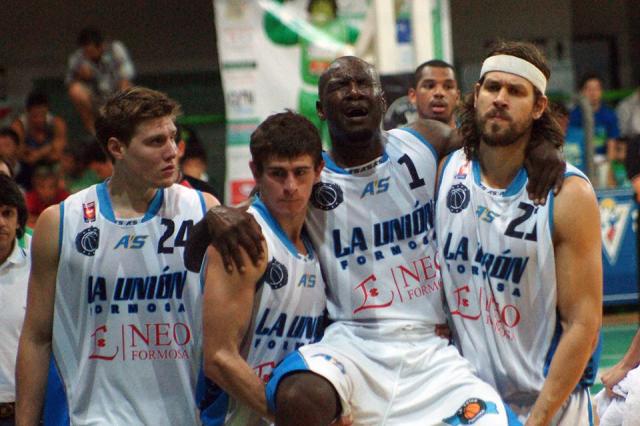 El verde volvi� al triunfo ante su gente