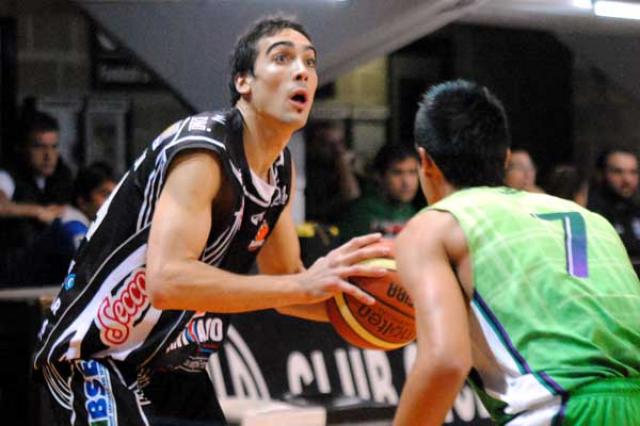 Nueva victoria amistosa de Ol�mpico