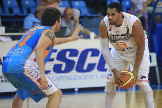 Claro triunfo de Ol�mpico en Paran�