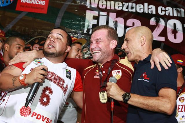 Venezuela abraz� a sus h�roes