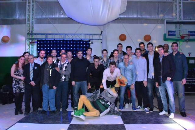 Se present� Gimnasia Indalo