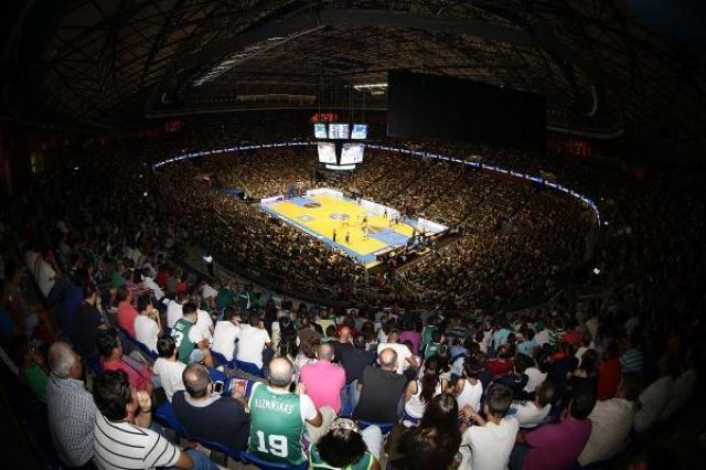 El infierno verde puede con el todocampe�n Real Madrid