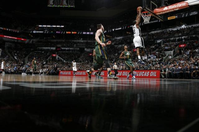 San Antonio derrot� sin problemas a Utah