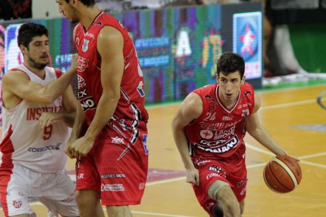 Har� de la lucha su bandera