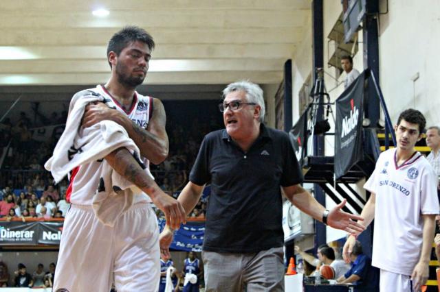 Le alcanz� con medio jornal