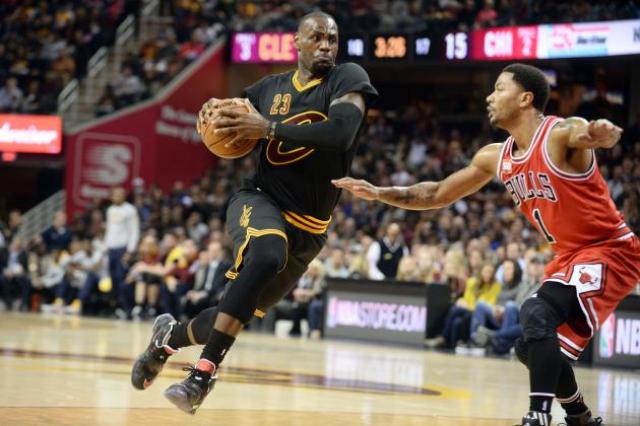 Cleveland se sac� la espina con Chicago