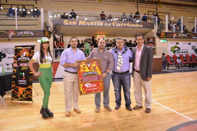 San Mart�n present� el plantel de Liga