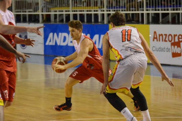 Tres clasificados m�s