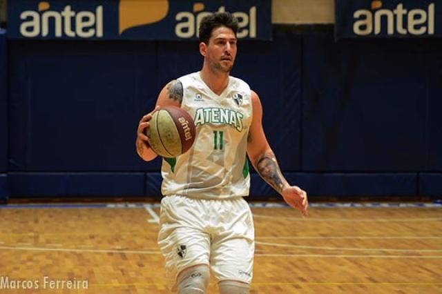 Atenas campe�n en Uruguay