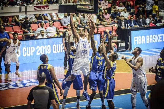 Solo Brasil gan� fuera de casa