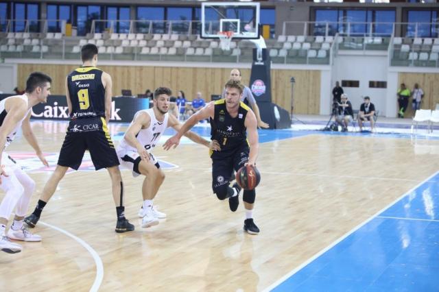 Brussino mostr� su repertorio ante Partizan