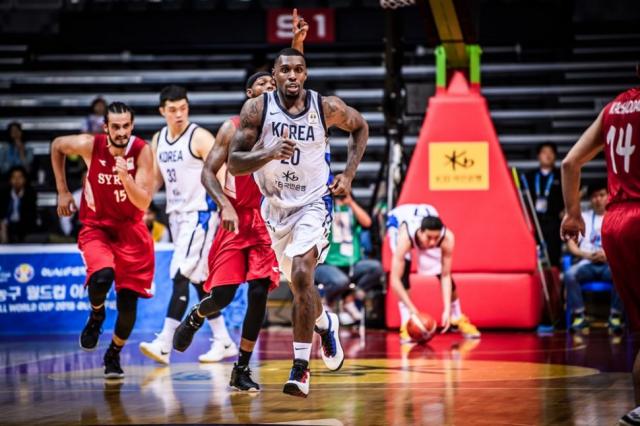 Jap�n sigue de racha en las ventanas asi�ticas