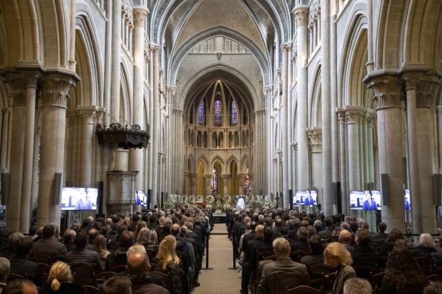 La familia de baloncesto mundial conmemor� a Patrick Baumann