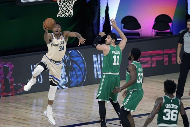 Milwaukee Bucks, l�der indiscutido