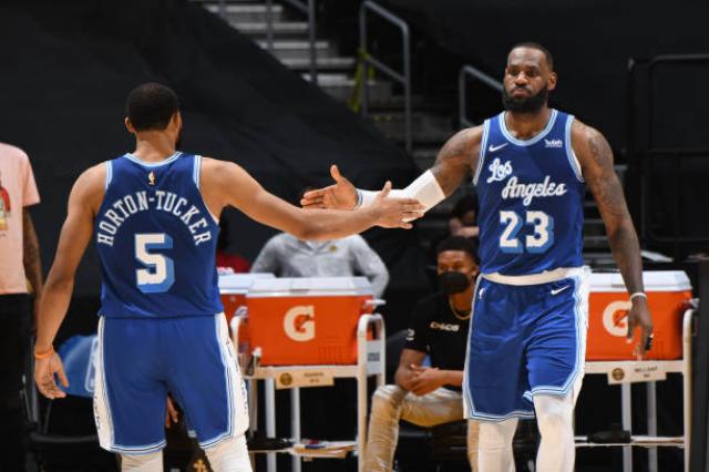 Derrota de Denver y lesi�n de Campazzo