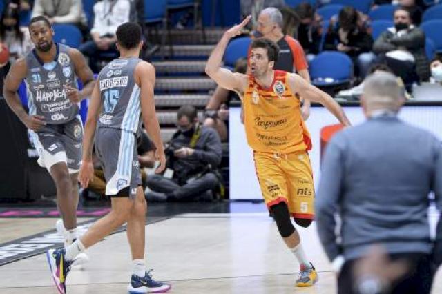 Lo pint� de amarillo