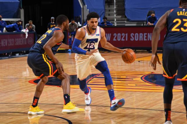 Sixers super� a Warriors con un infernal Tobias Harris