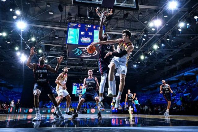 Burgos repiti� en Europa, Zaragoza al podio