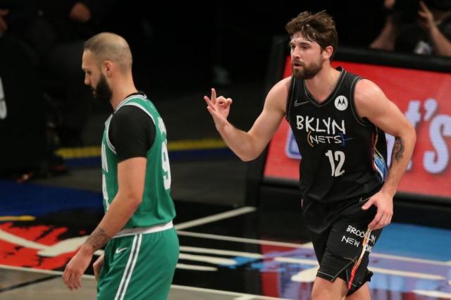 La armer�a de Brooklyn dej� sin opci�n a Boston