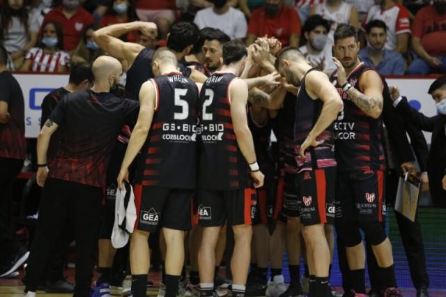 Anfitri�n en semis