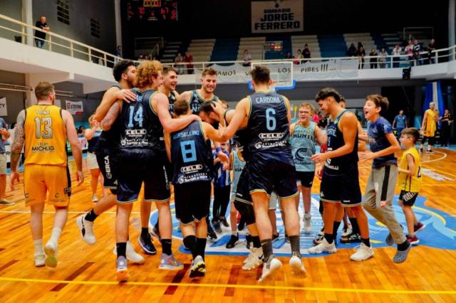 Barrio por goleada, Libertad a reclasificaci�n