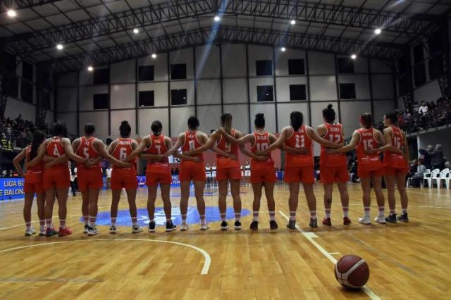 Gonz�lez: �Se me hizo un nudo en la garganta al comienzo de cada partido�