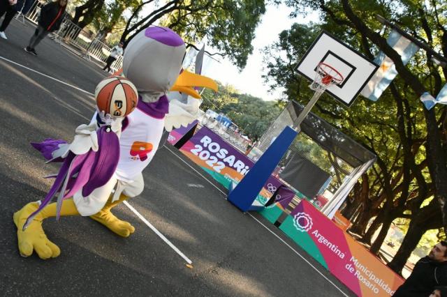 Rosario vivi� su fiesta con el 3x3